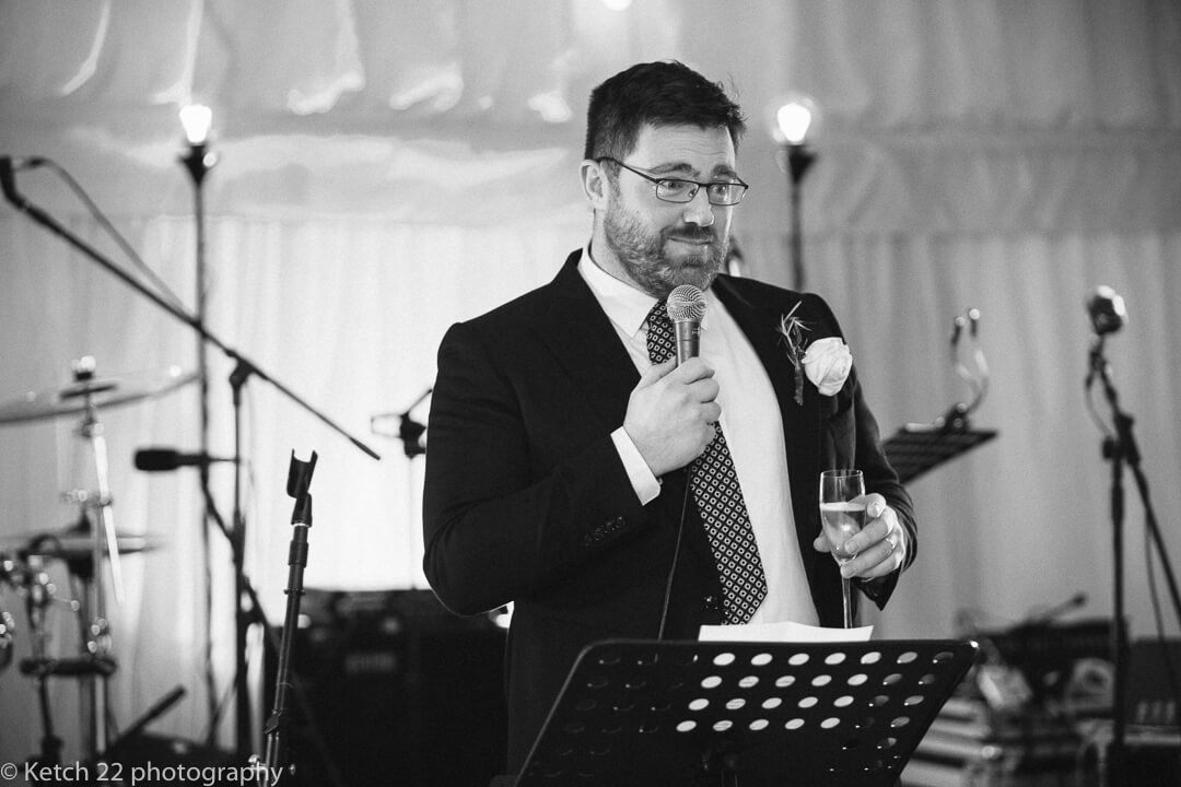 Best man making speech at wedding in Oxfordshire