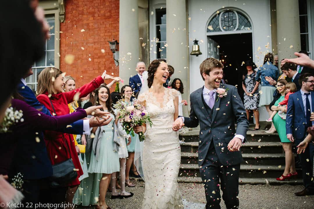 Confetti photo of bride and groom for wedding photography and photo tours in Spain blog